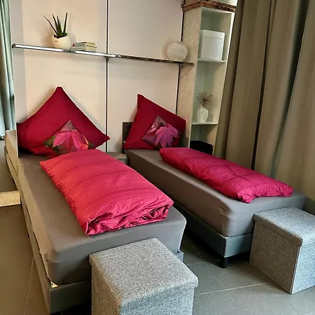 Im Herzen -erdgeschoss- Apartman