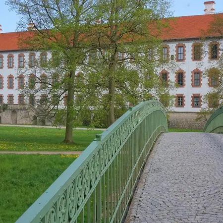 Apartment Im Herzen -erdgeschoss-